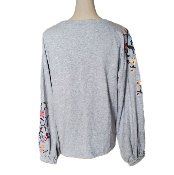 A.N.A Women’s Grey Long Sleeve Top Sz M - Picture 3 of 5